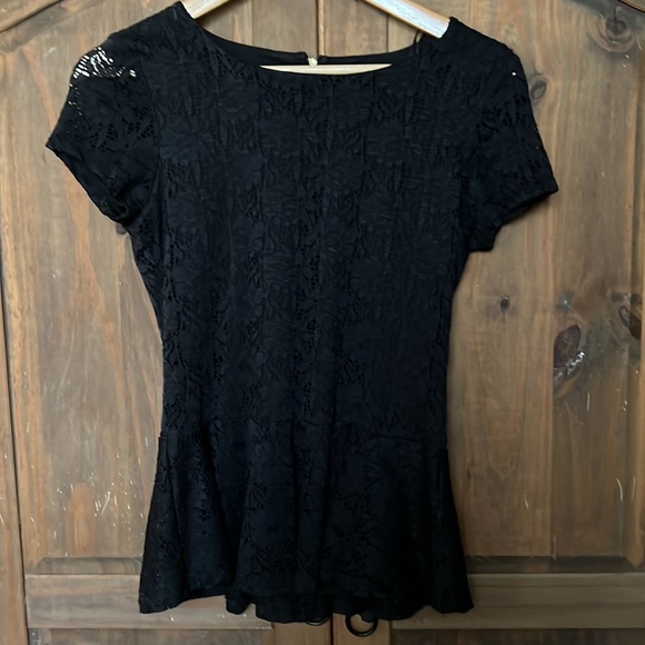 BOBEAU Black Lace Peplum Top - Picture 2 of 8